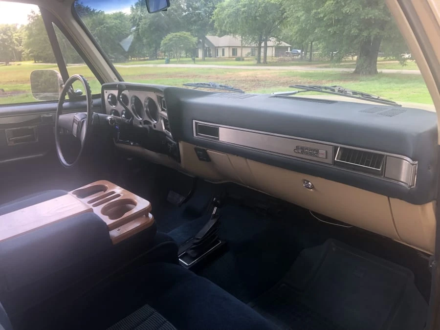 1983 GMC Jimmy 2nd Gen - Image 4 of 13