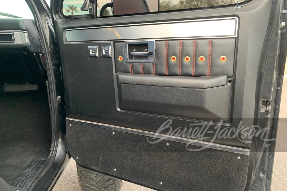 1983 GMC C/K 3rd Gen - Image 4 of 18