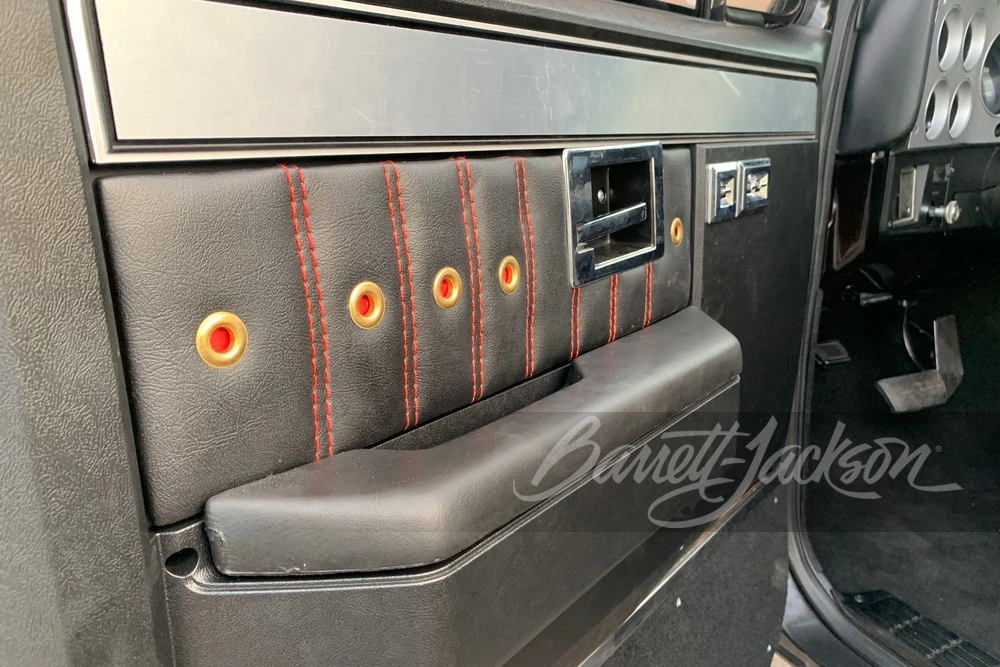 1983 GMC C/K 3rd Gen - Image 9 of 18