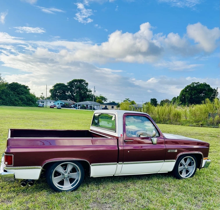 1983 GMC C/K 3rd Gen - Image 6 of 15