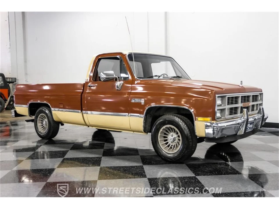 1983 GMC Sierra - Image 14 of 31