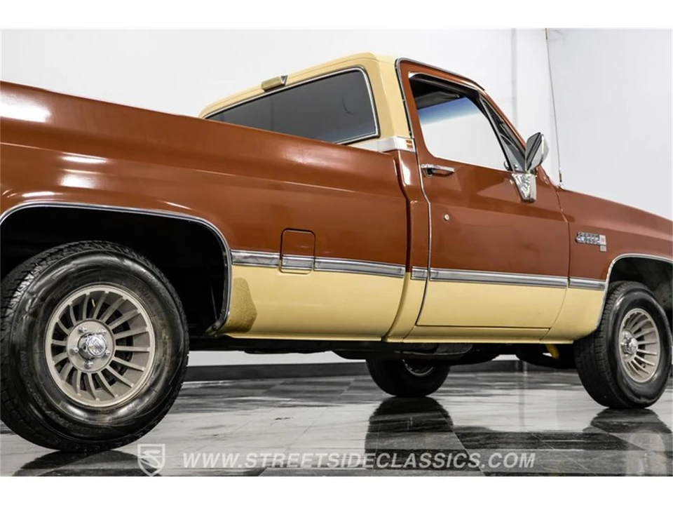 1983 GMC Sierra - Image 27 of 31