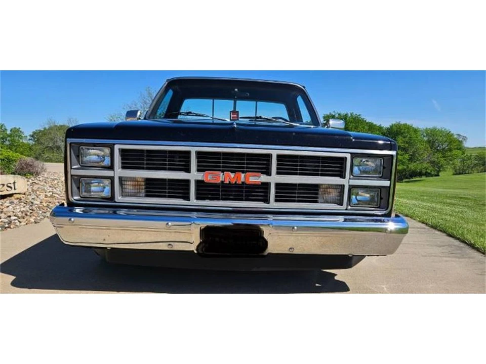 1983 GMC Sierra - Image 2 of 23