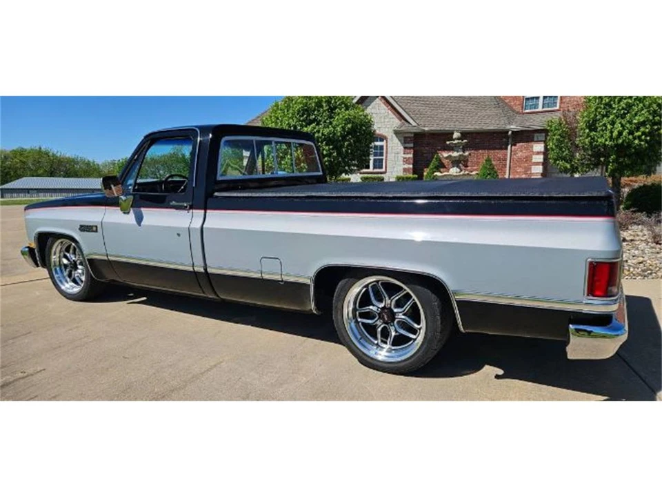 1983 GMC Sierra - Image 18 of 23