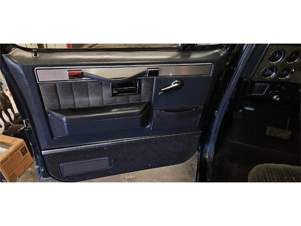 1983 GMC Sierra - Image 14 of 23