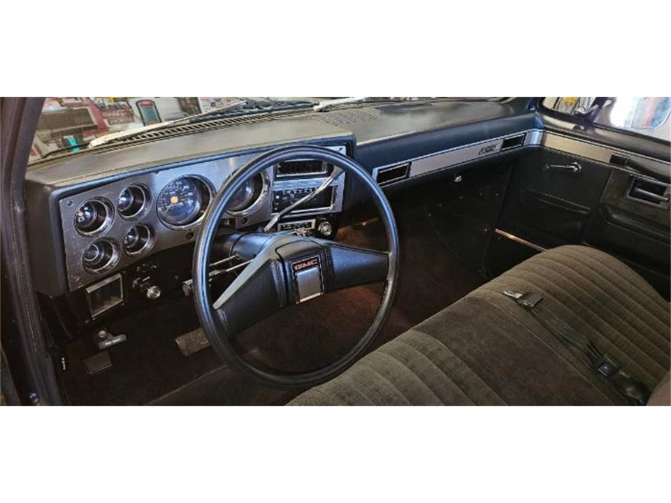 1983 GMC Sierra - Image 19 of 23