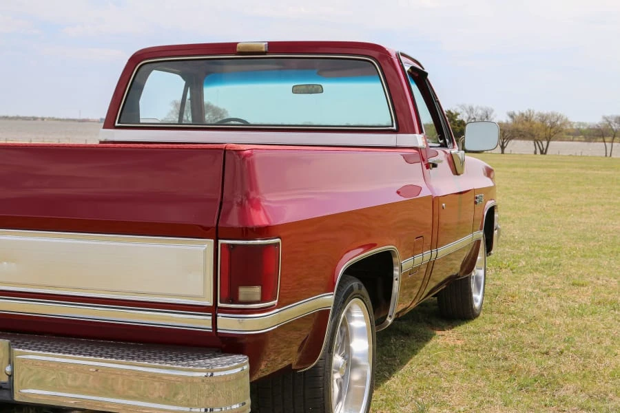1983 GMC C/K 3rd Gen - Image 10 of 15
