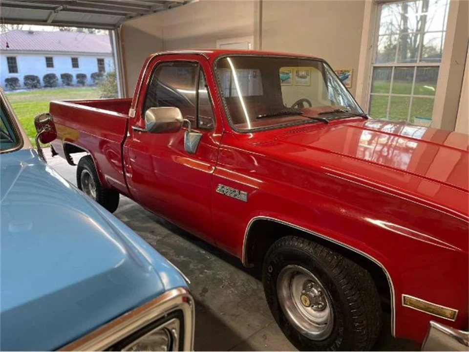 1983 GMC C/K 3rd Gen - Image 8 of 10