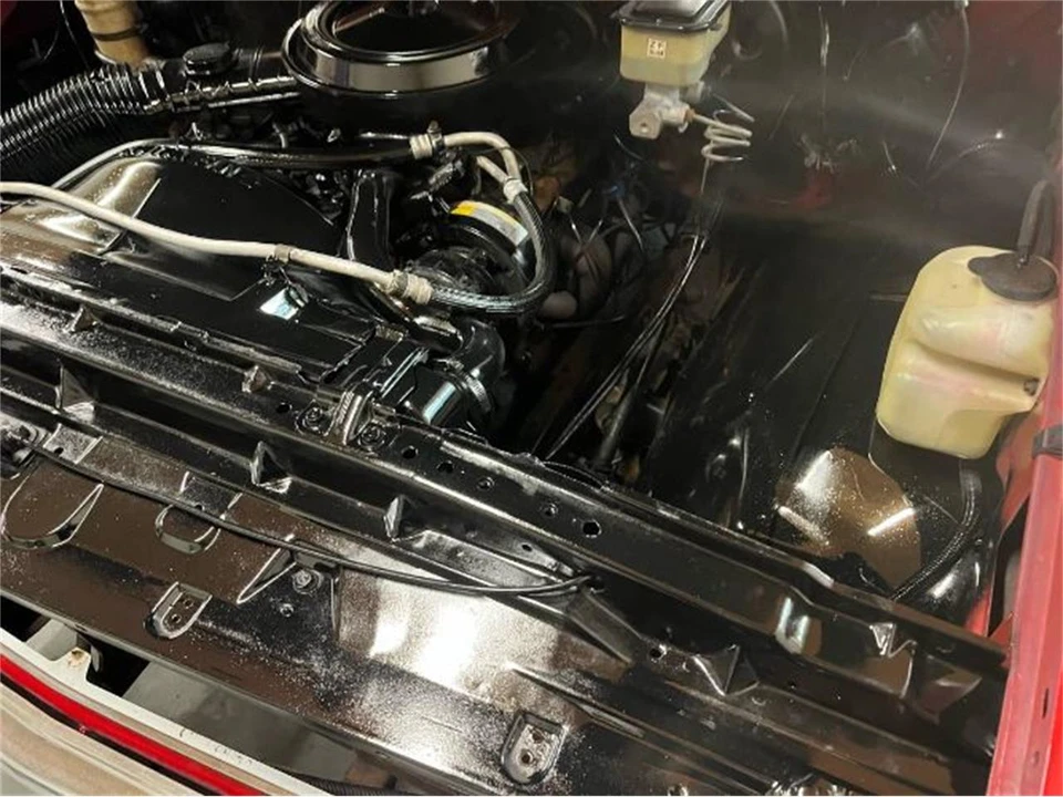 1983 GMC C/K 3rd Gen - Image 3 of 10