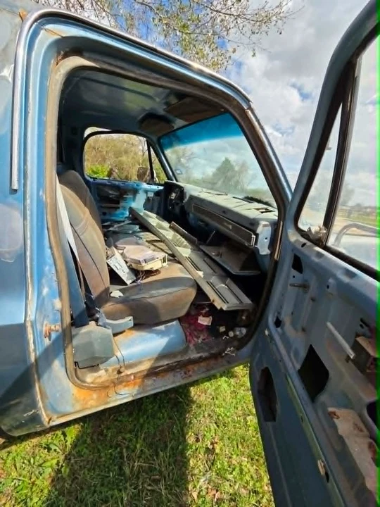 1983 GMC C/K 3rd Gen - Image 14 of 18