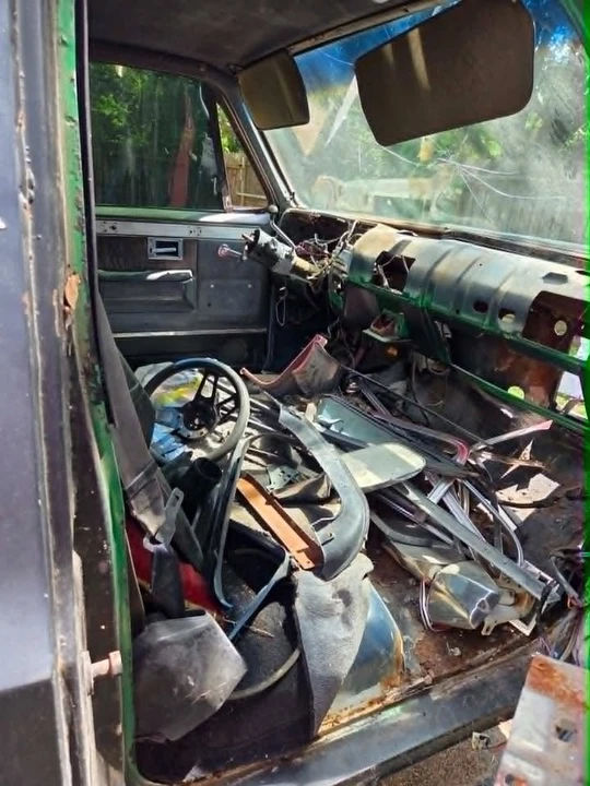1983 GMC C/K 3rd Gen - Image 15 of 18