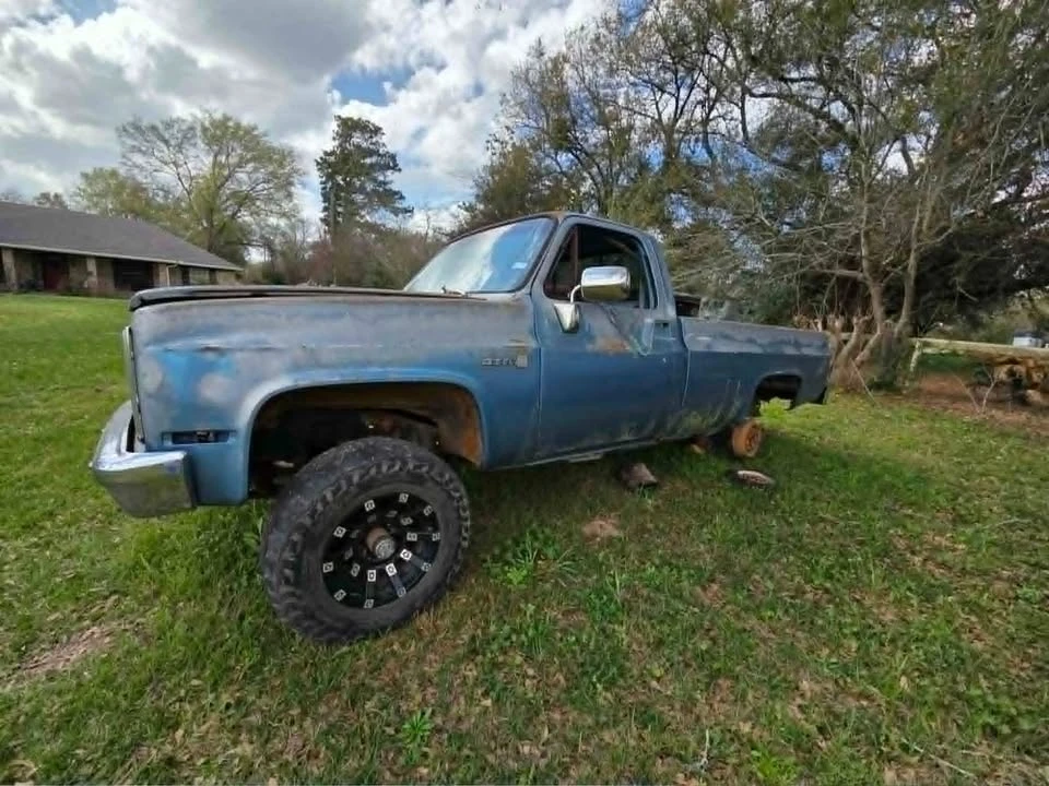 1983 GMC C/K 3rd Gen - Image 3 of 18