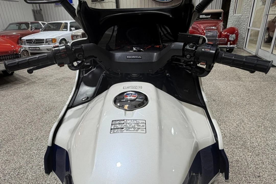 1983 Honda CX - Image 4 of 7