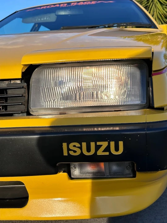 1983 Isuzu Impulse - Image 28 of 31