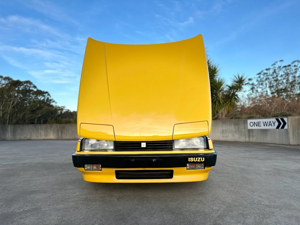 1983 Isuzu Impulse - Image 16 of 31