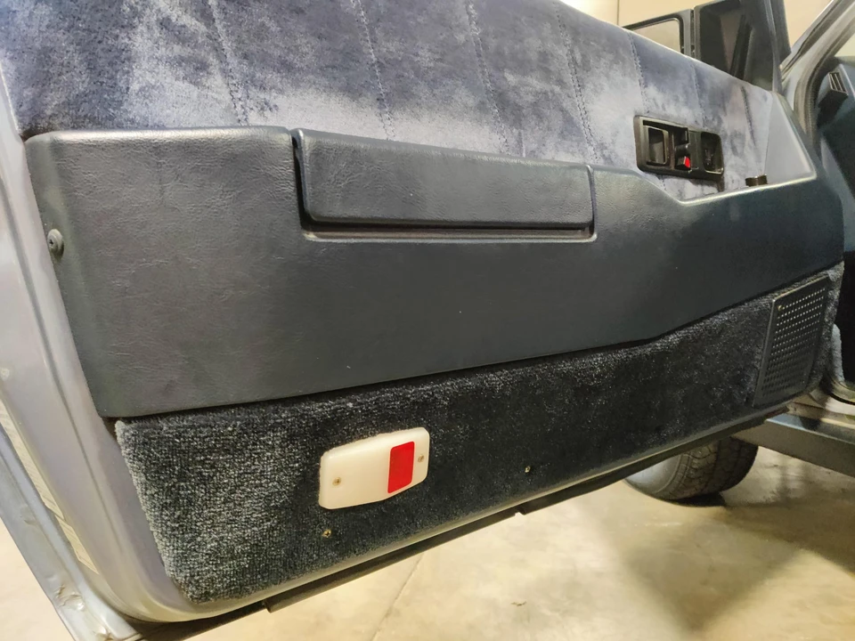 1983 Isuzu Impulse - Image 28 of 31