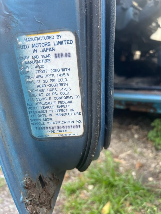 1983 Isuzu - Image 15 of 19