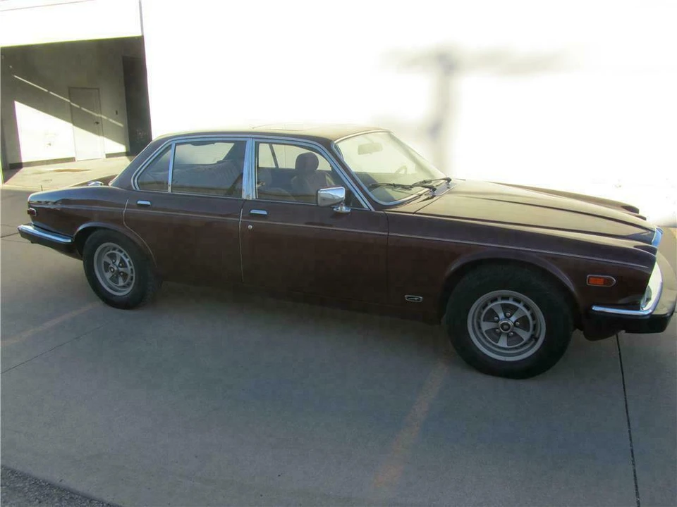 1983 Jaguar XJ Series 3 - Image 4 of 4