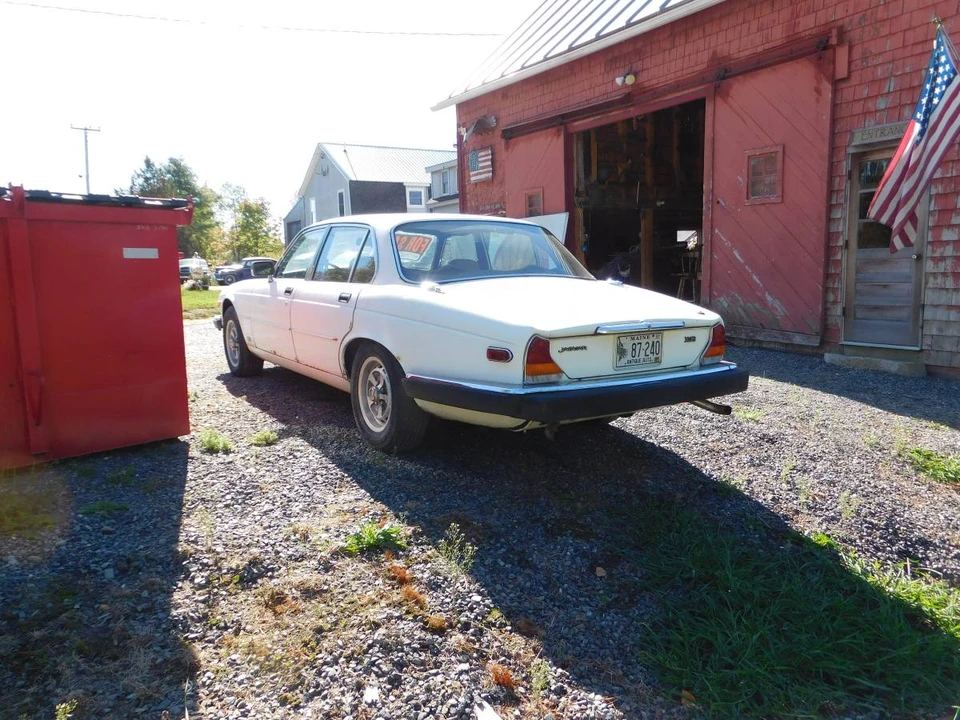 1983 Jaguar XJ Series 3 - Image 7 of 8
