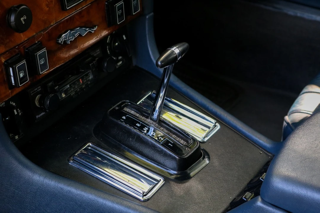 1983 Jaguar XJ Series 3 - Image 25 of 30