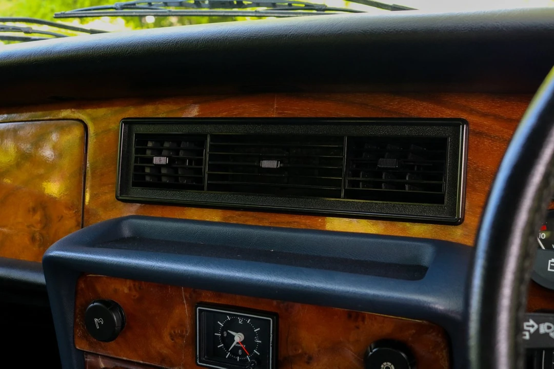 1983 Jaguar XJ Series 3 - Image 23 of 30