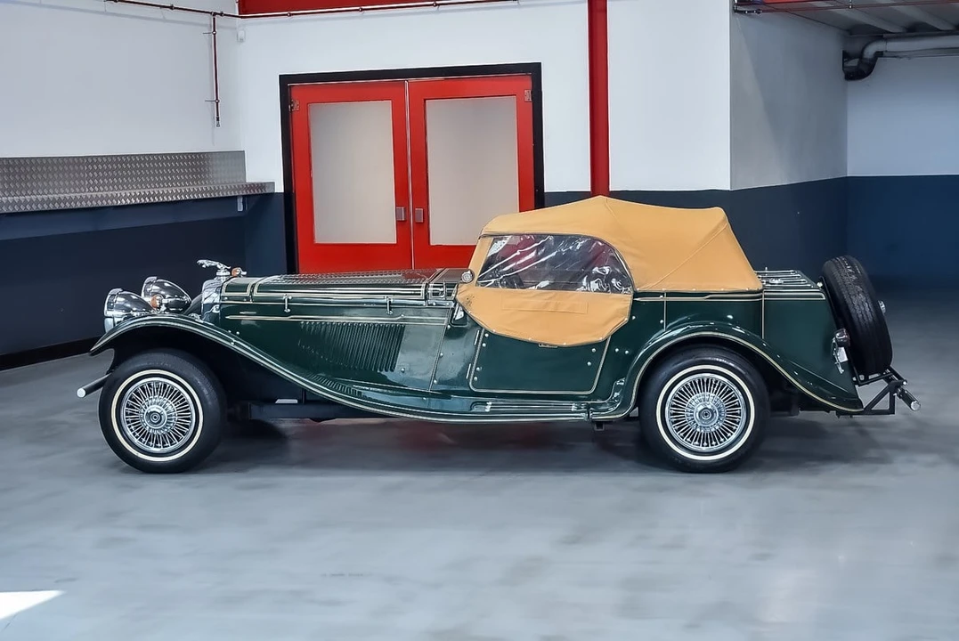 1983 Jaguar Replica - Image 29 of 31