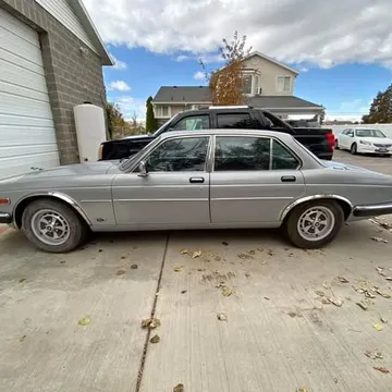 1983 Jaguar XJ6