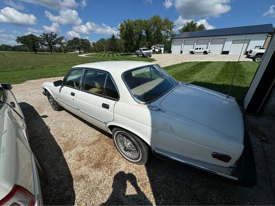 1983 Jaguar XJ Series 3 - Image 2 of 5