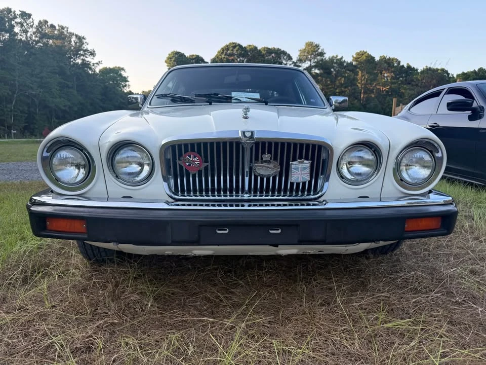 1983 Jaguar XJ Series 3 - Image 3 of 18