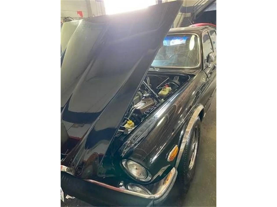 1983 Jaguar XJ Series 3 - Image 21 of 25