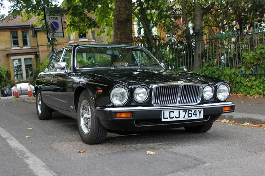 1983 Jaguar XJ6 4.2L