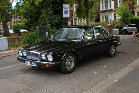 1983 Jaguar XJ6 4.2L