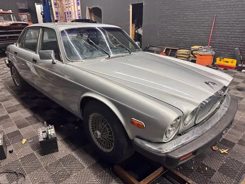 1983 Jaguar XJ6 L Sedan