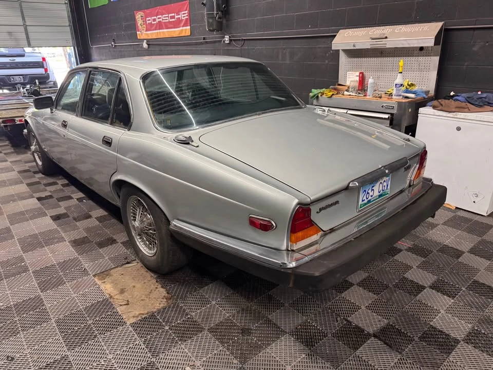 1983 Jaguar XJ Series 3 - Image 7 of 15