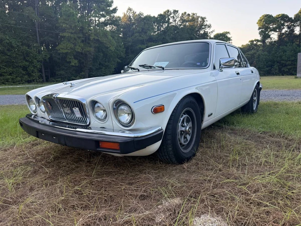 1983 Jaguar XJ Series 3 - Image 3 of 20