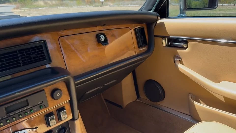 1983 Jaguar XJ Series 3 - Image 11 of 12