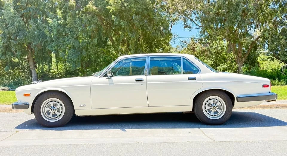 1983 Jaguar XJ Series 3 - Image 3 of 12
