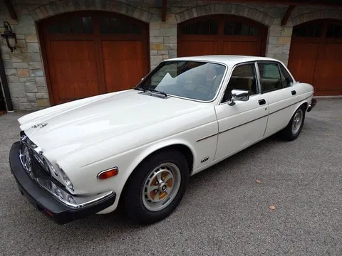 1983 Jaguar XJ6