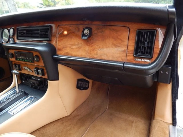 1983 Jaguar XJ Series 3 - Image 5 of 13