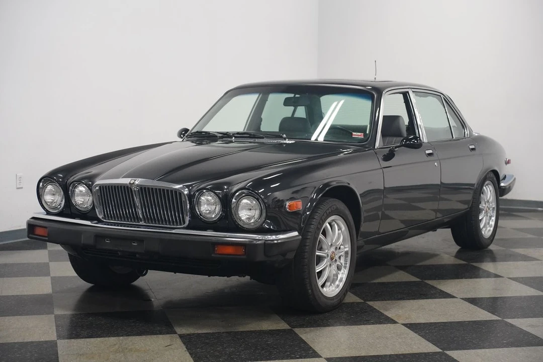 1983 Jaguar XJ Series 3 - Image 5 of 21