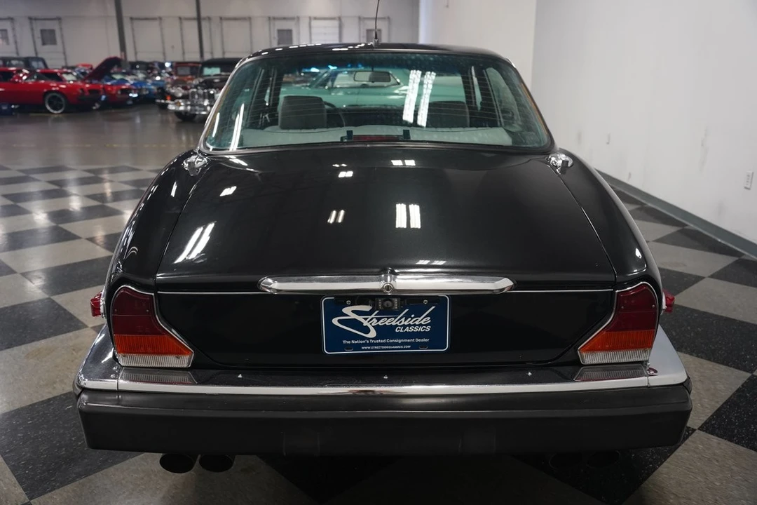 1983 Jaguar XJ Series 3 - Image 12 of 21