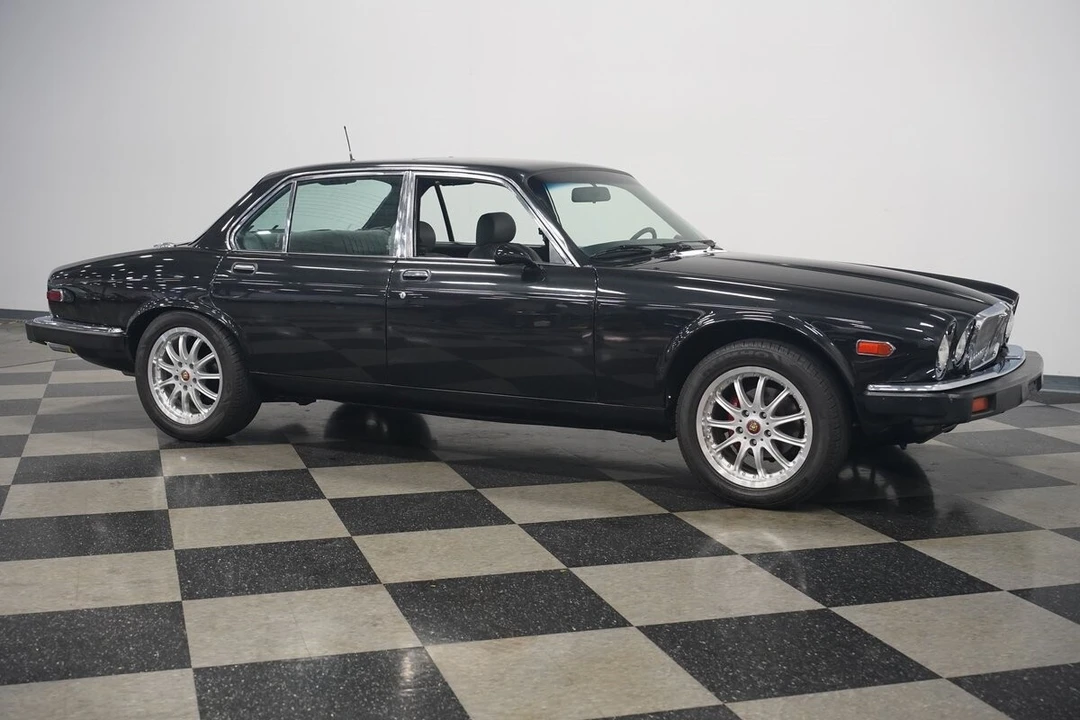 1983 Jaguar XJ Series 3 - Image 19 of 21