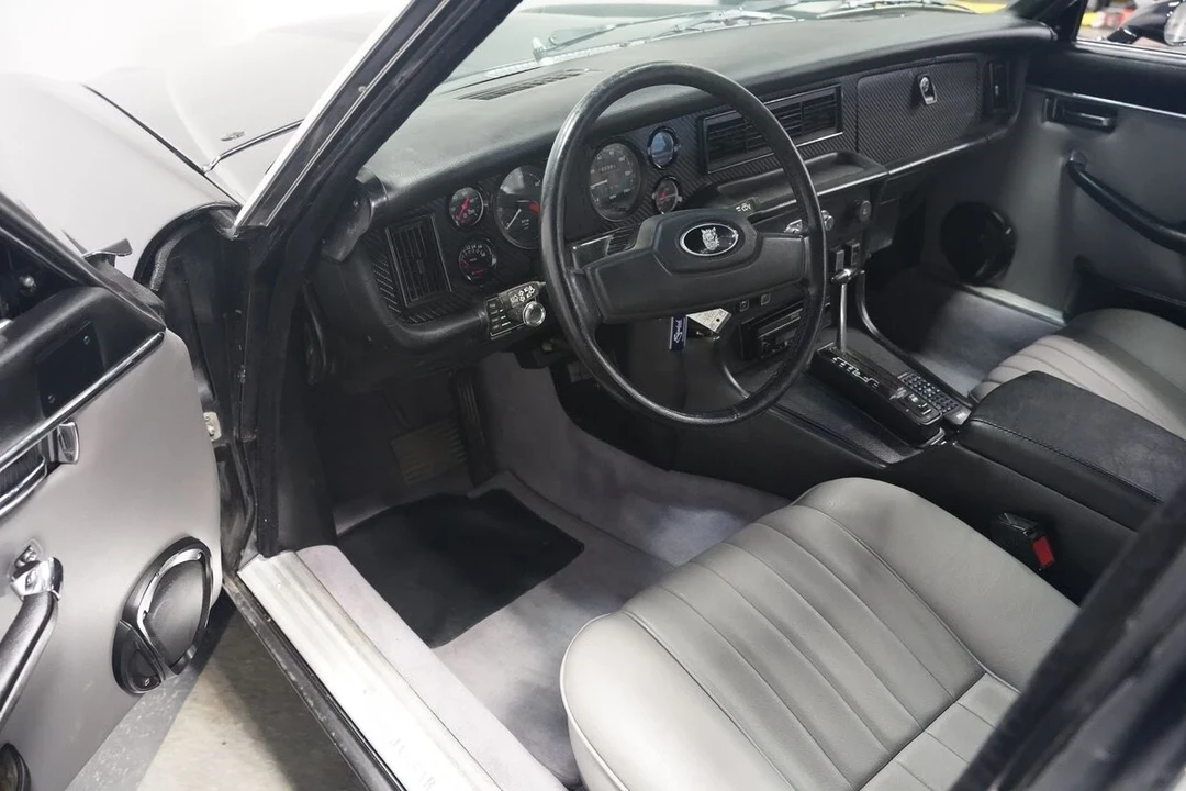 1983 Jaguar XJ Series 3 - Image 4 of 21