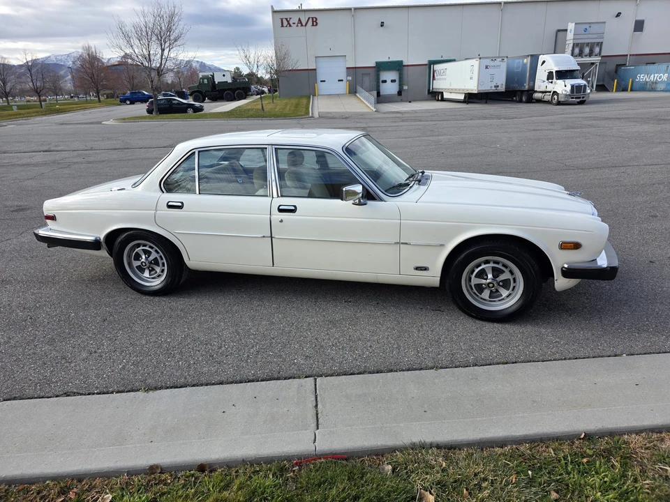 1983 Jaguar XJ Series 3 - Image 11 of 31