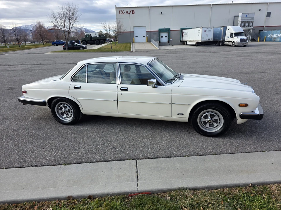1983 Jaguar XJ Series 3 - Image 13 of 31
