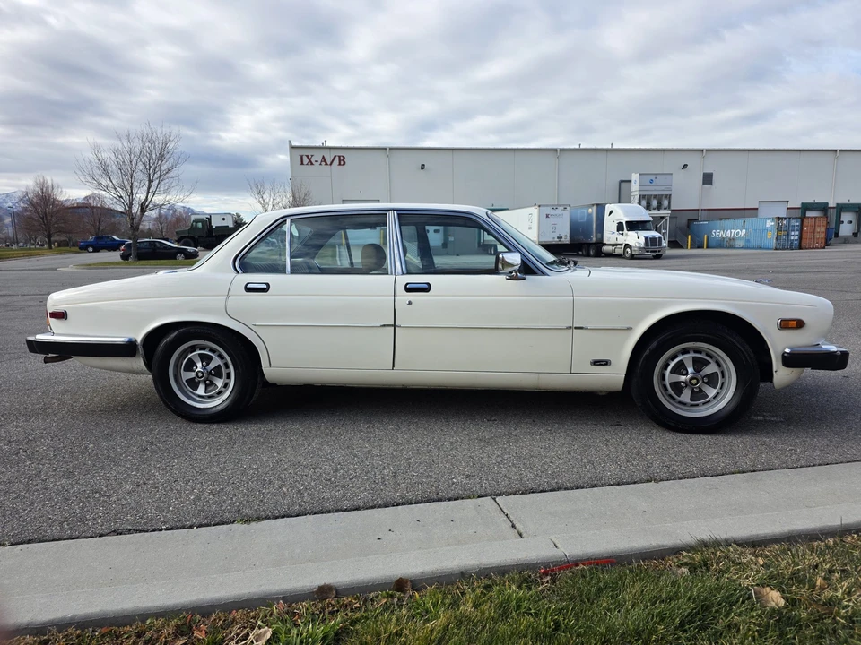 1983 Jaguar XJ Series 3 - Image 15 of 31
