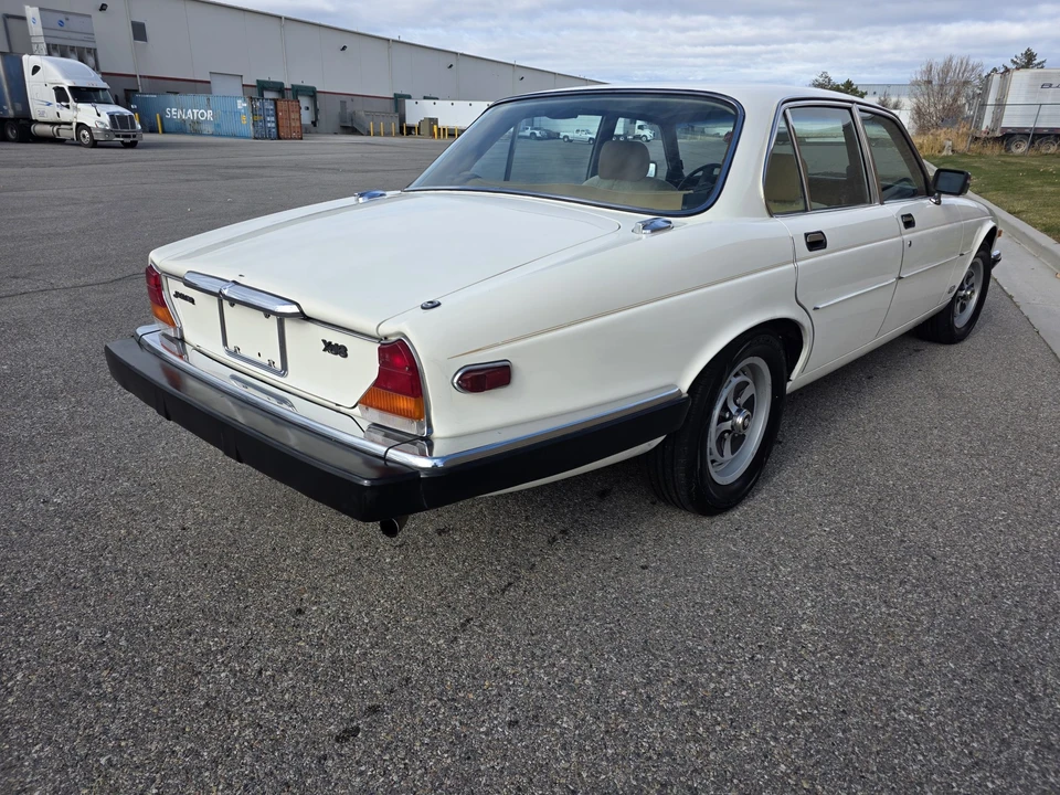 1983 Jaguar XJ Series 3 - Image 17 of 31