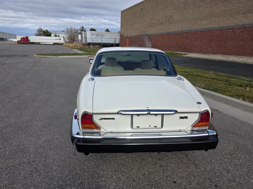 1983 Jaguar XJ Series 3 - Image 21 of 31