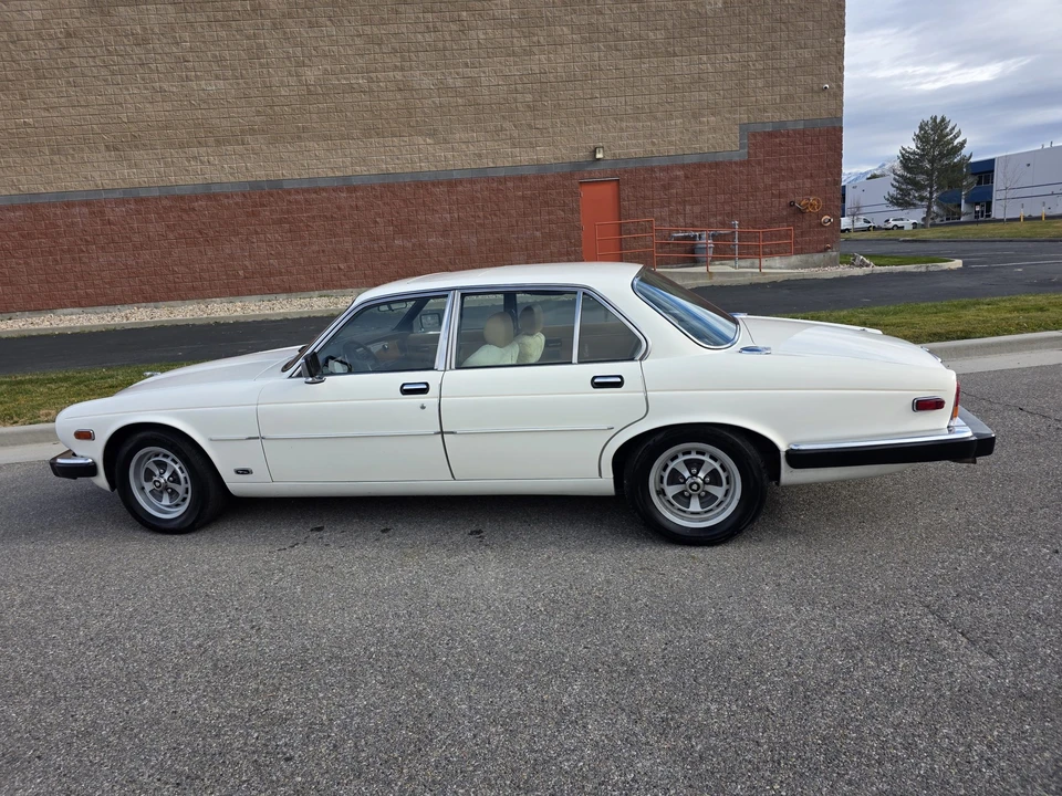 1983 Jaguar XJ Series 3 - Image 28 of 31