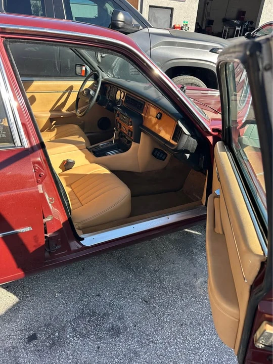 1983 Jaguar XJ Series 3 - Image 7 of 12